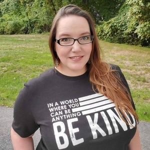 Meet your Posher, Candy